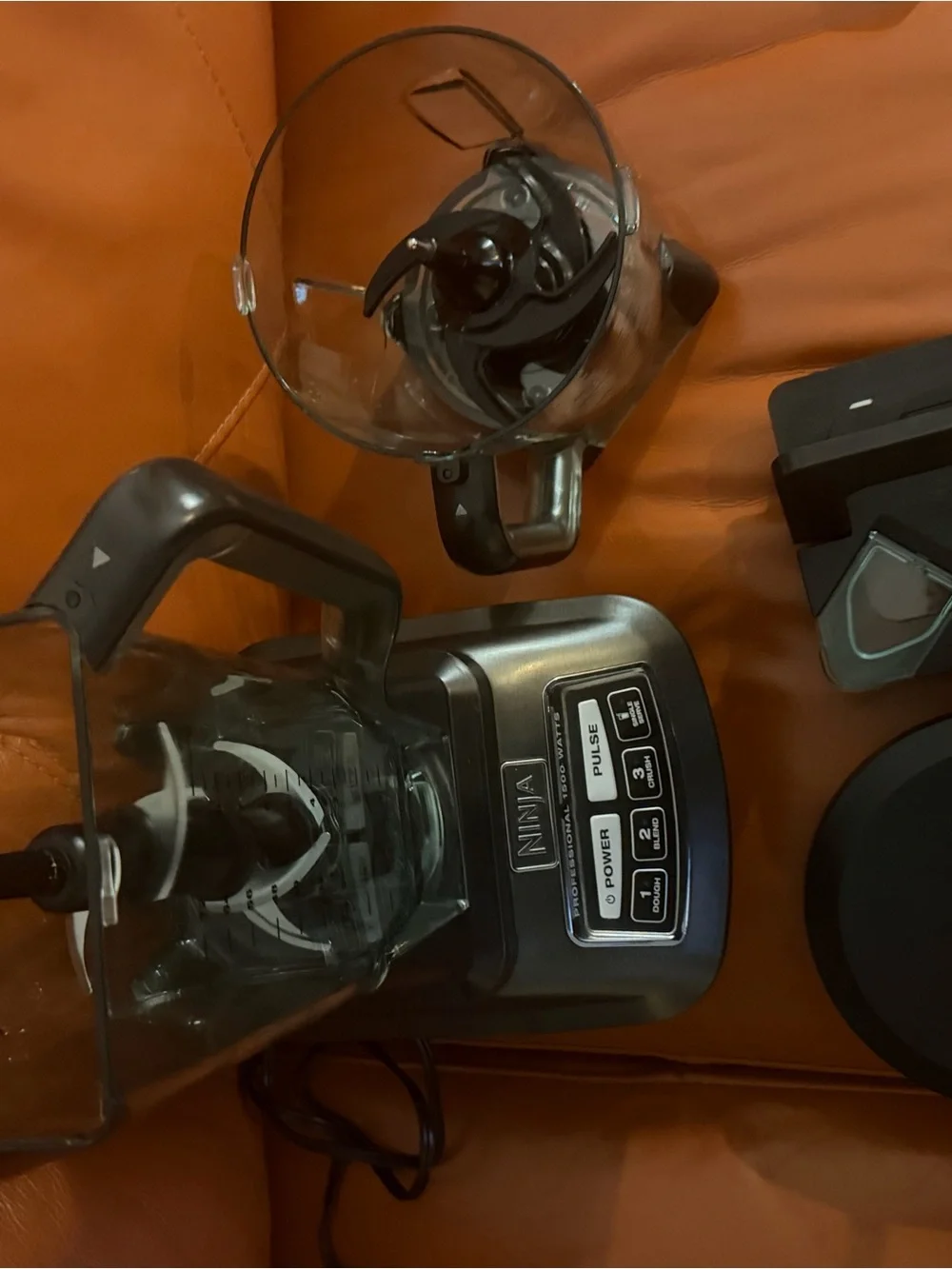 Ninja Compact Blender Base with Two Smoky Green Pitchers